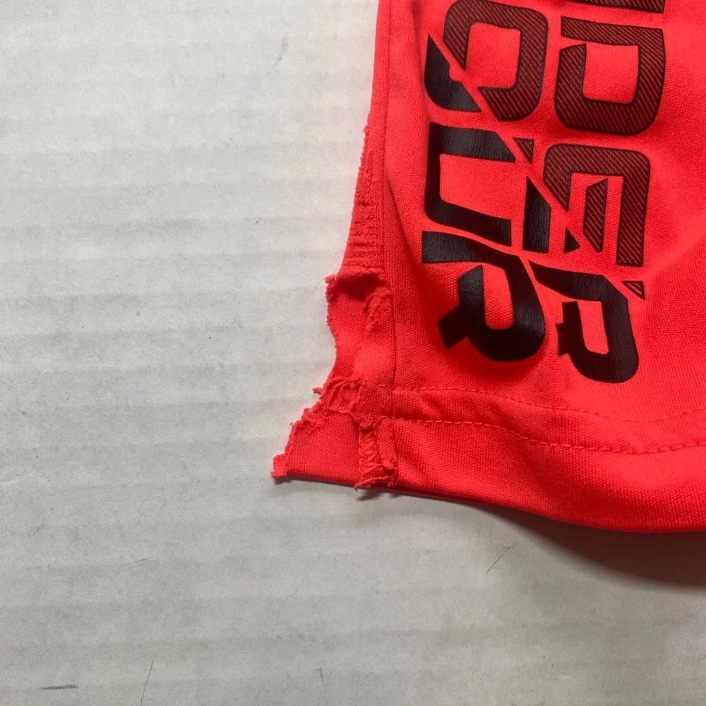 Under Armour Red Boys Youth Medium‎ Shorts